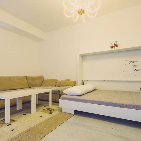 Hristovi Apartments Скопье Экстерьер фото