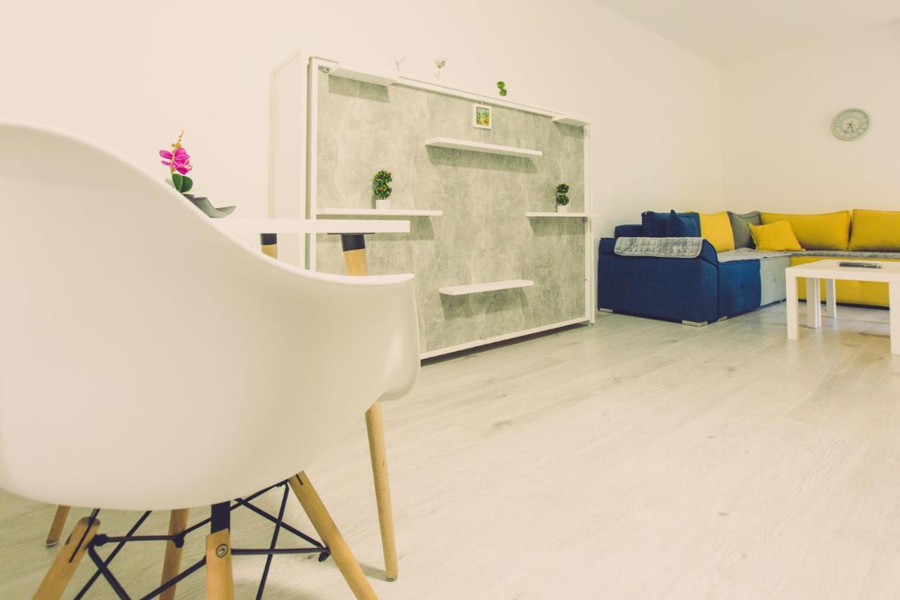 Hristovi Apartments Скопье Экстерьер фото