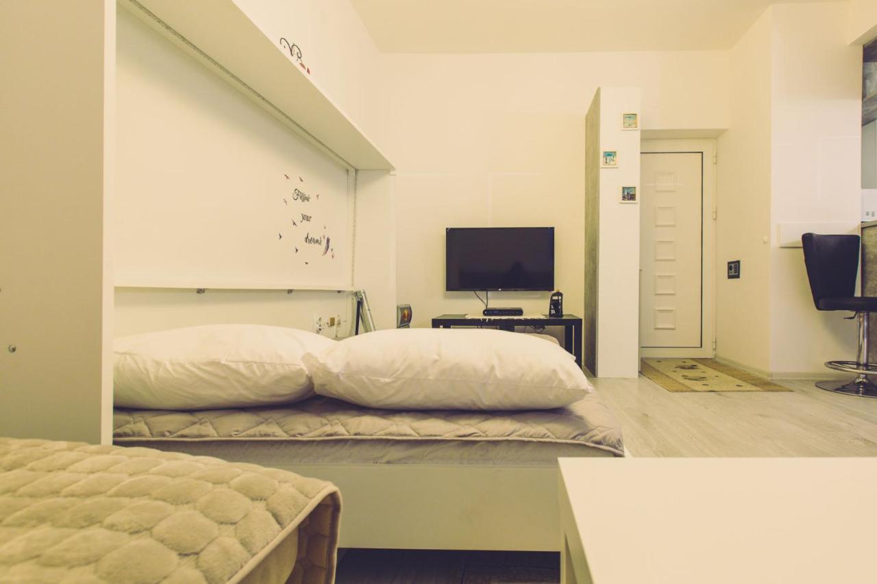 Hristovi Apartments Скопье Экстерьер фото
