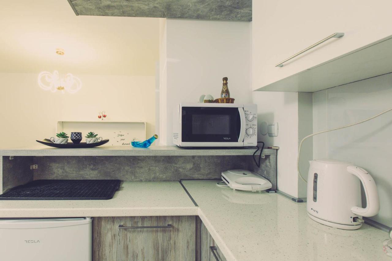 Hristovi Apartments Скопье Экстерьер фото